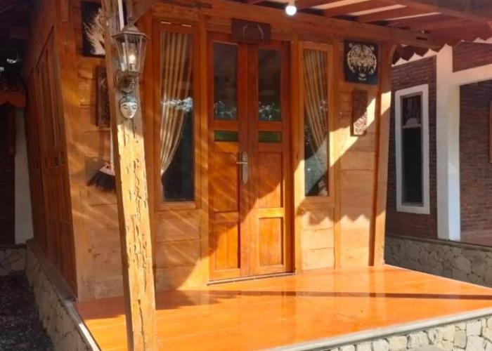 Lawang Pitu Untuk keluarga