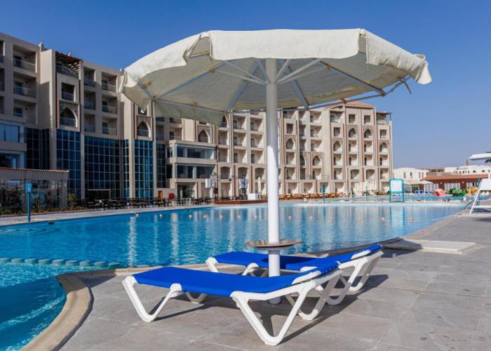 Sunrise Alora Aqua Park Resort