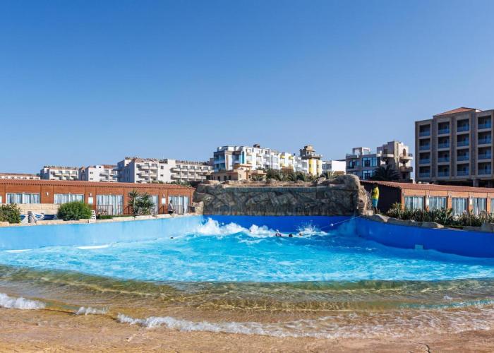 Sunrise Alora Aqua Park Resort