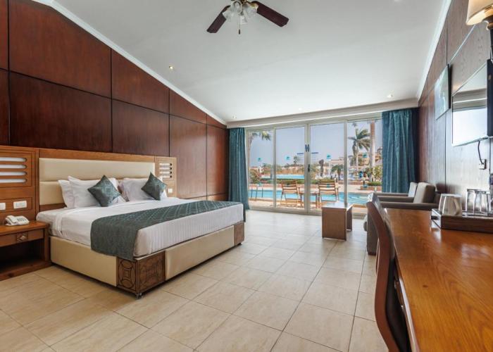 Sunrise Alora Aqua Park Resort