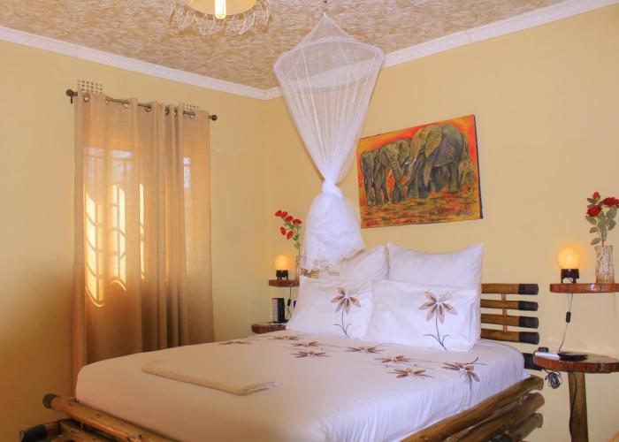 Bush Adventure Guest House