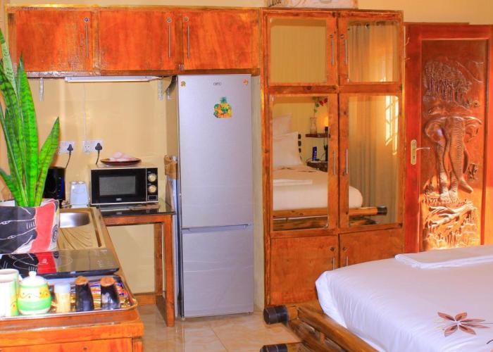 Bush Adventure Guest House