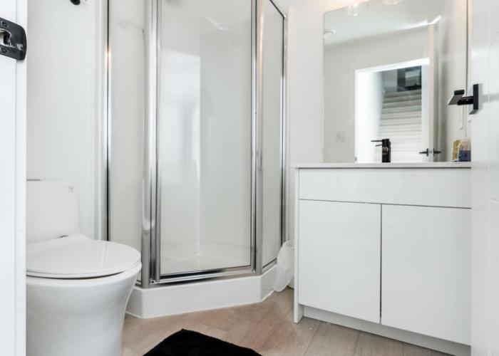 3Bedrooms Apartment Near YWG Airport