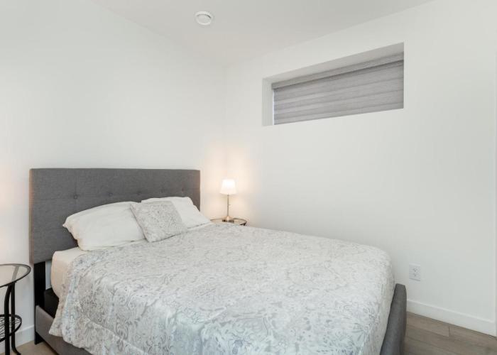3Bedrooms Apartment Near YWG Airport