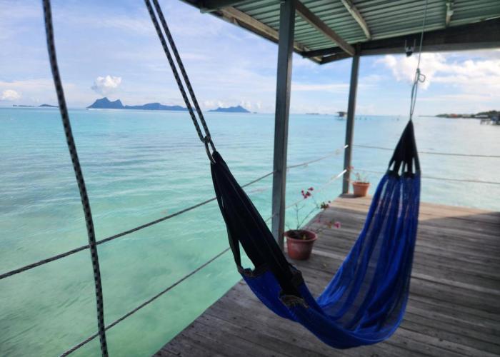 Bigfin water bungalow