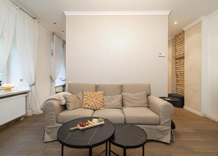 Old Town Apartment on quiet private street
