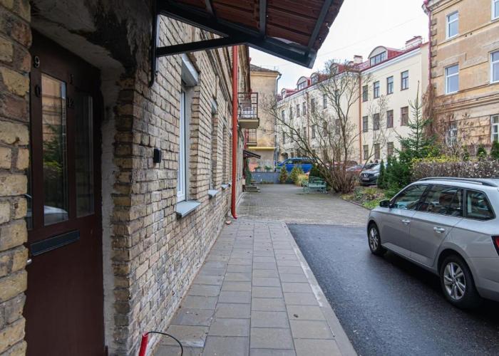 Old Town Apartment on quiet private street