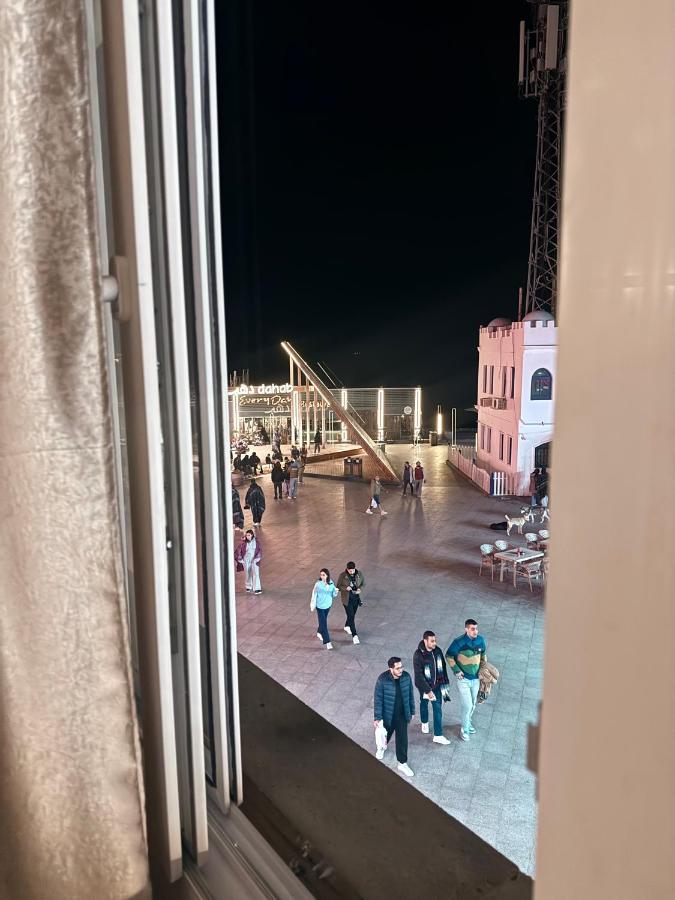 фото Every Day Hotel