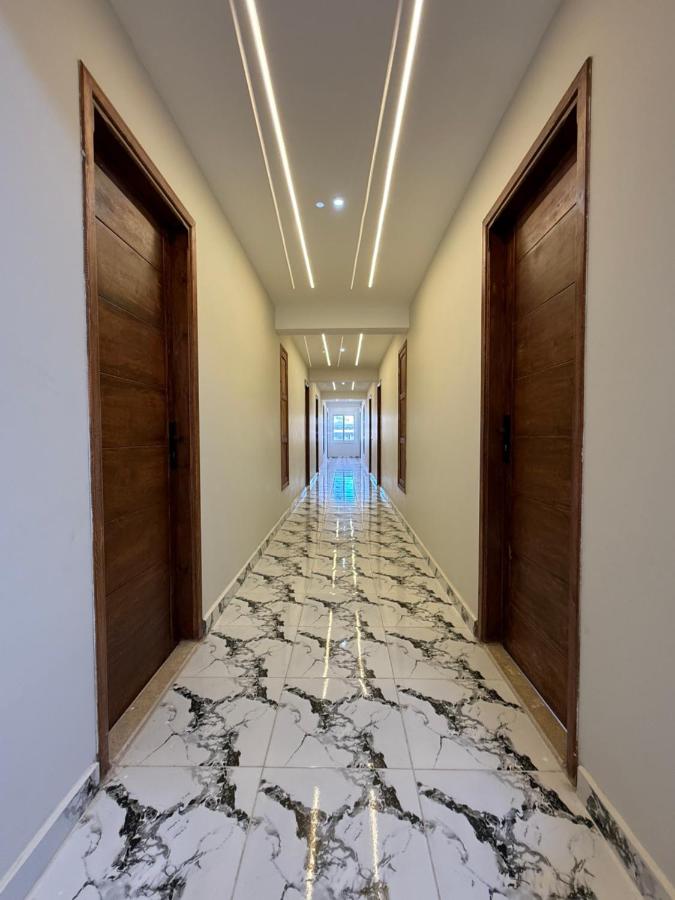 фото Every Day Hotel