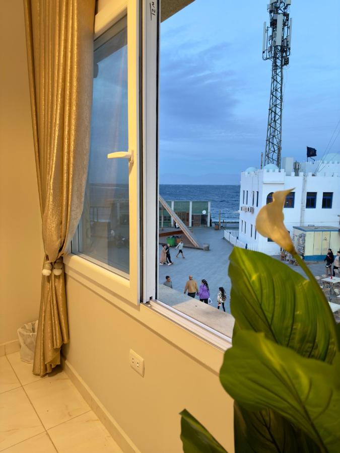 фото Every Day Hotel