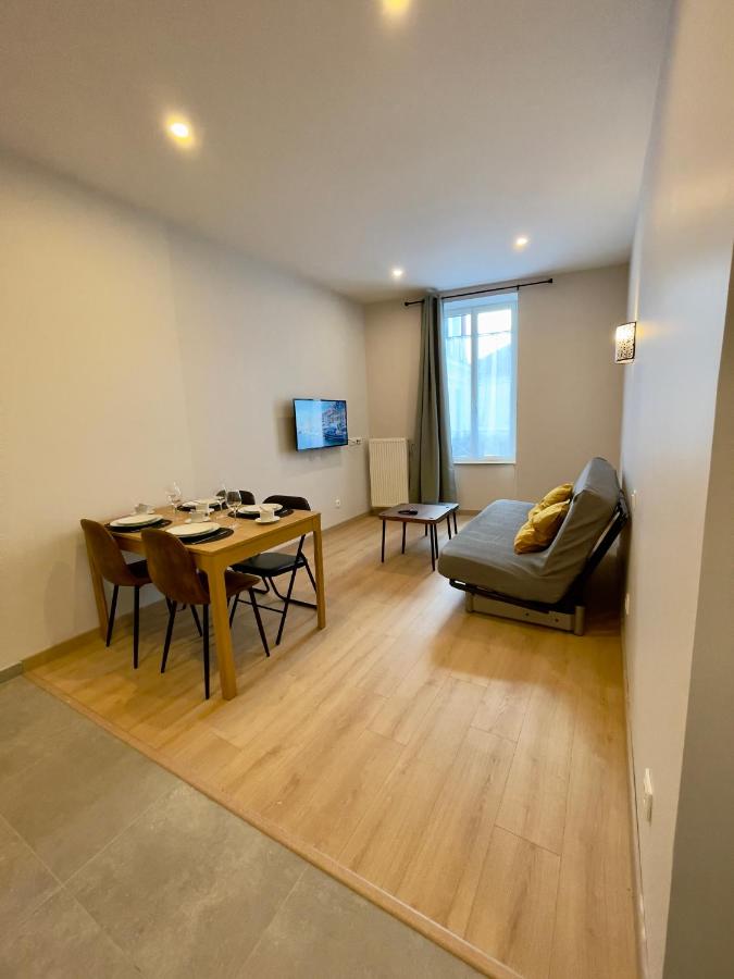 фото Appart'Village Le vieux Vichy centre T1,T2,T3 - Parking - Thermes