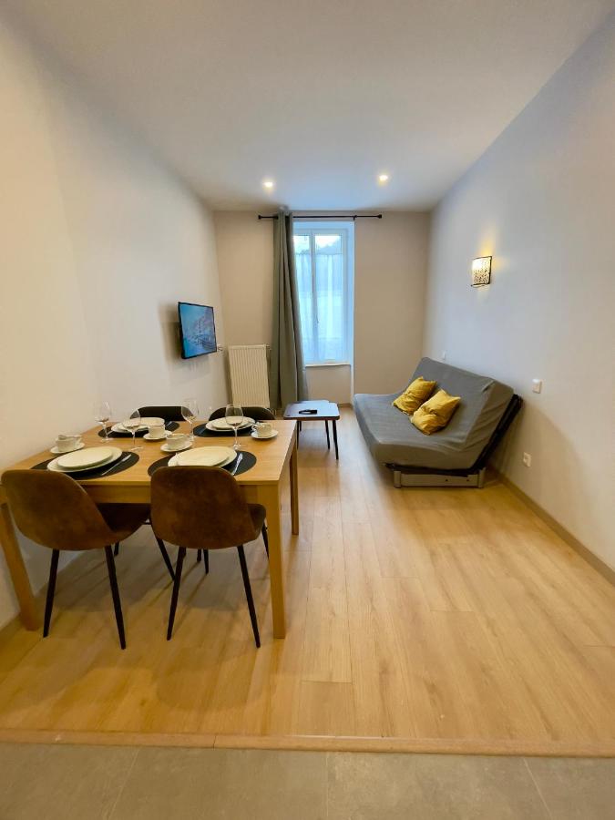 фото Appart'Village Le vieux Vichy centre T1,T2,T3 - Parking - Thermes