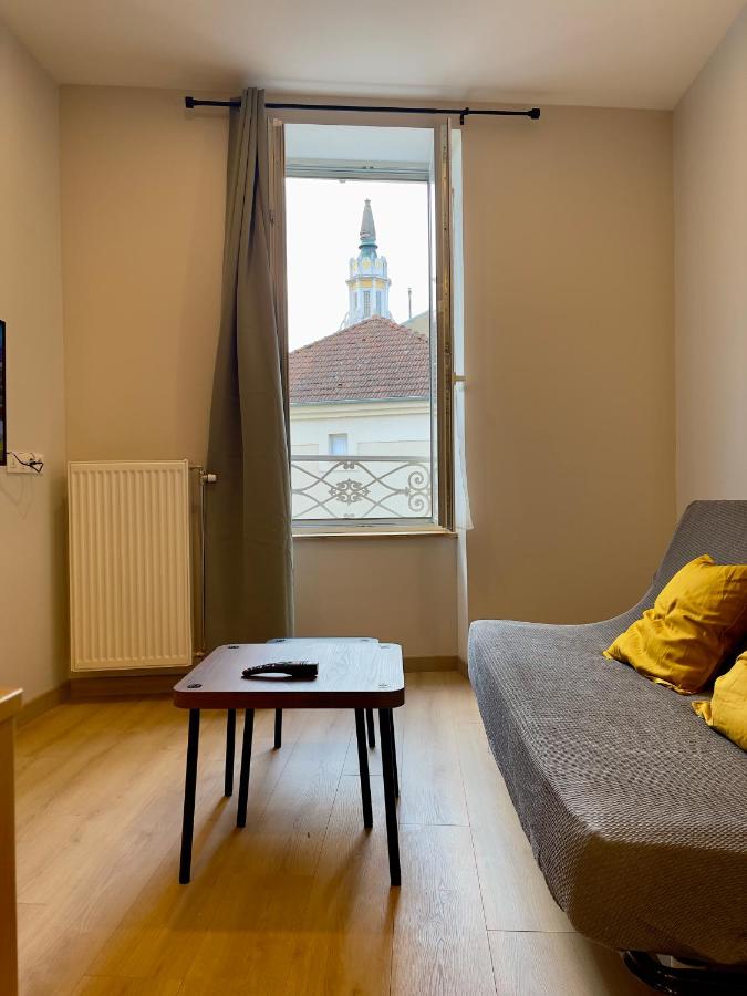 фото Appart'Village Le vieux Vichy centre T1,T2,T3 - Parking - Thermes