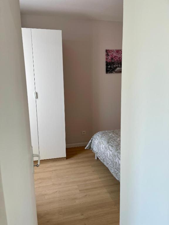 фото Appart'Village Le vieux Vichy centre T1,T2,T3 - Parking - Thermes