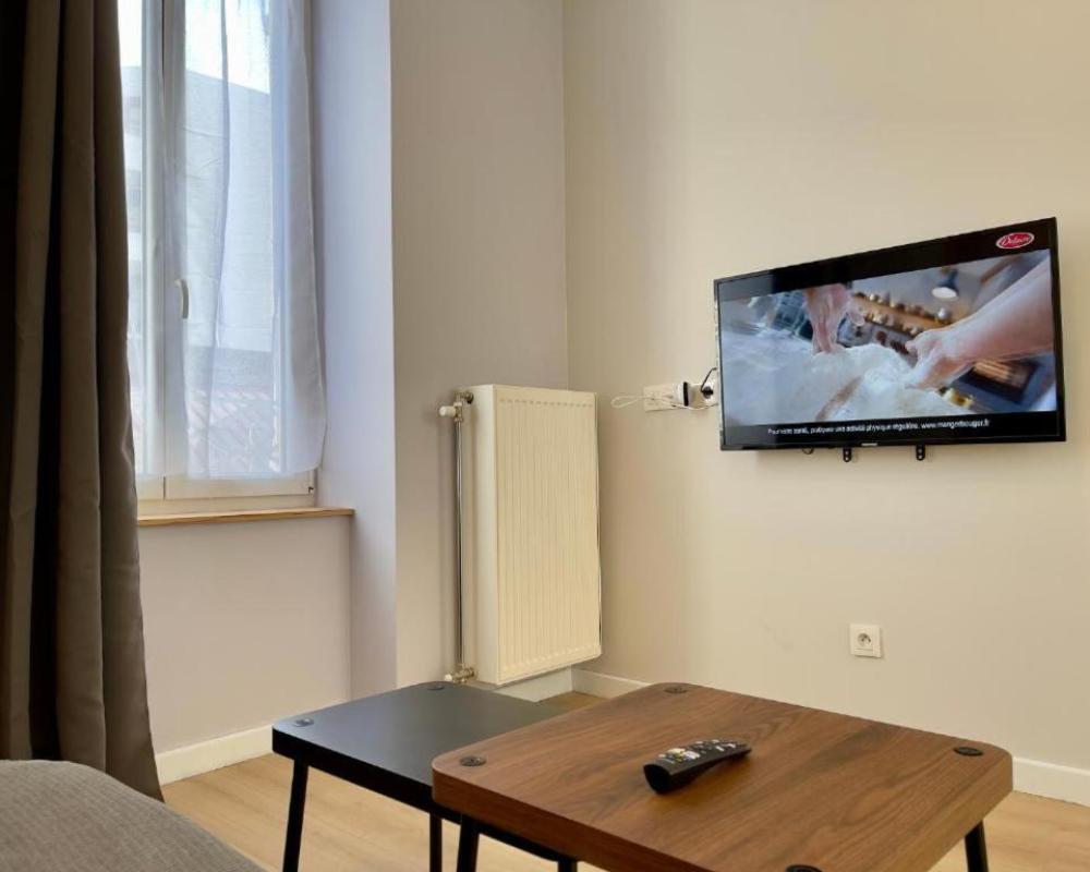 фото Appart'Village Le vieux Vichy centre T1,T2,T3 - Parking - Thermes