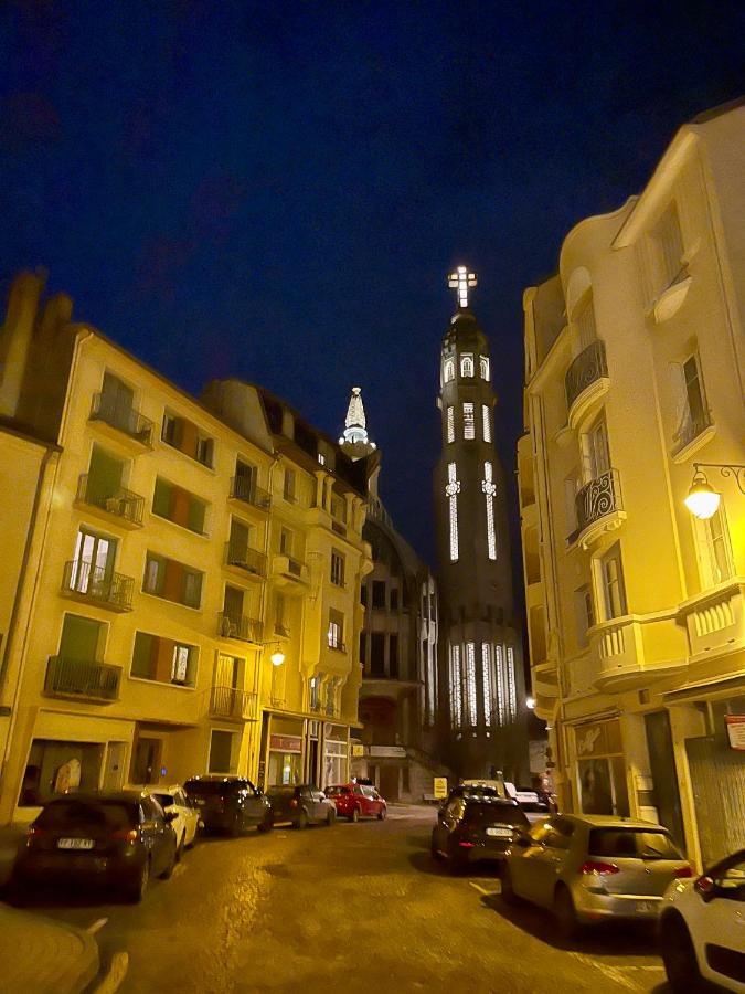 фото Appart'Village Le vieux Vichy centre T1,T2,T3 - Parking - Thermes