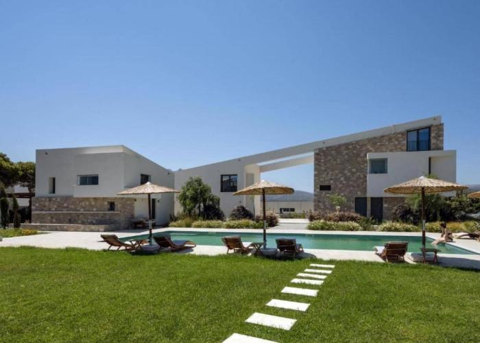 Itida Suites