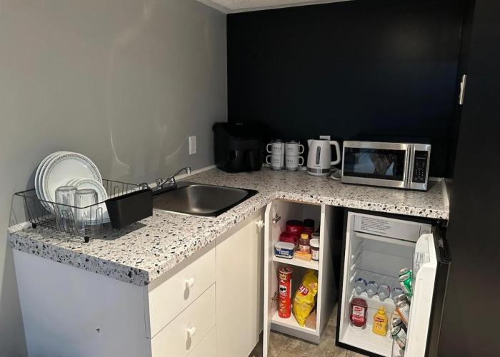 Luxury & Free Parking Bachelor