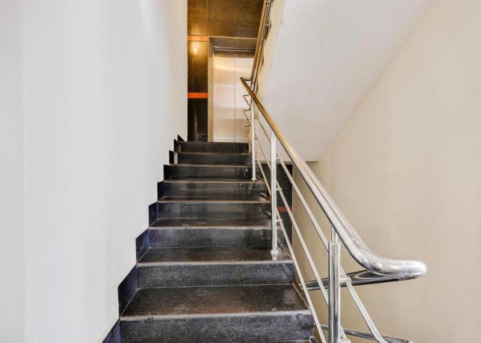 Super Townhouse Dwarka Nagar Near Ramatalkies