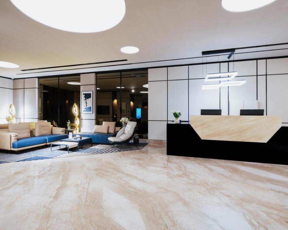фото Modrest Hotel