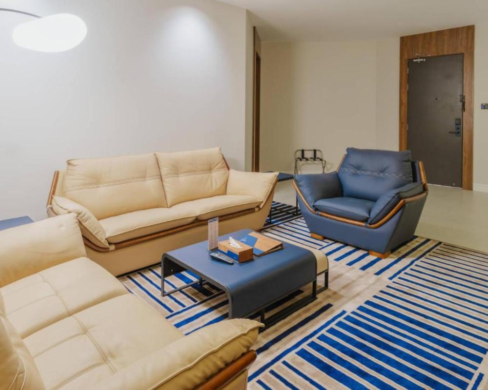 фото Modrest Hotel