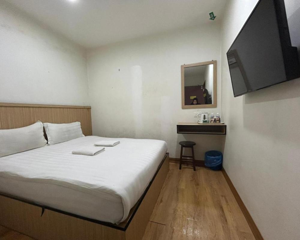 фото Mint Hotel