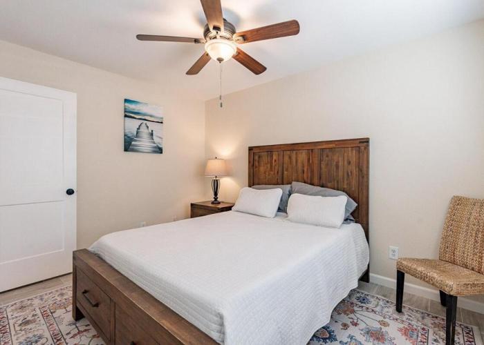 4-bedroom house in Gilbert - Remodeled Retreat