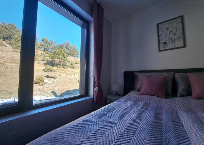 Sun and view cozy apartment