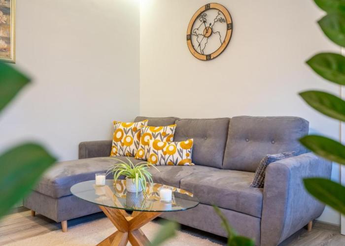 Lotus apartments with free parking