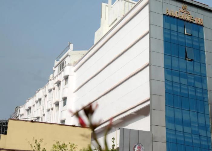 Hotel Aalcajars Inn