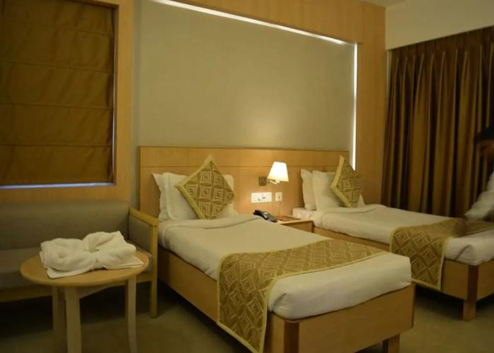 Krrish Clarks Inn