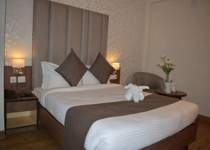 Krrish Clarks Inn