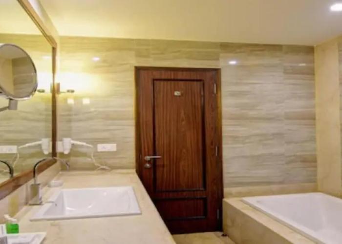 Hotel Chanakya