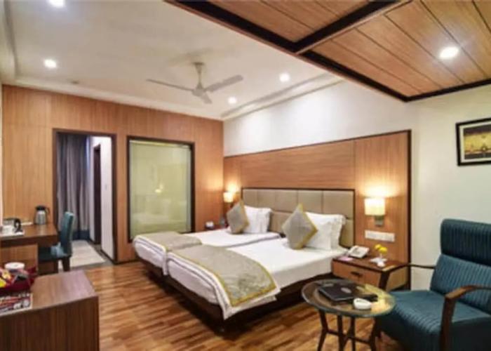 Hotel Chanakya