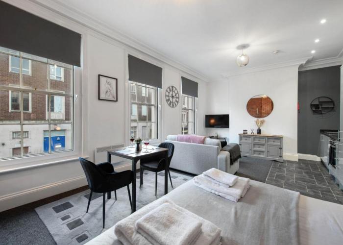 WhiskAwayStays Foregate Studio No 1