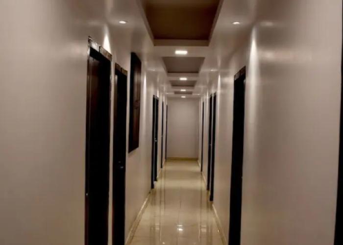 Hotel Maple Inn