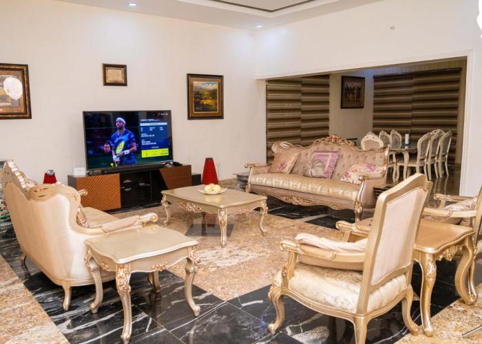 Number Ten by Scarborough - Luxury Serviced Apartments, Asaba