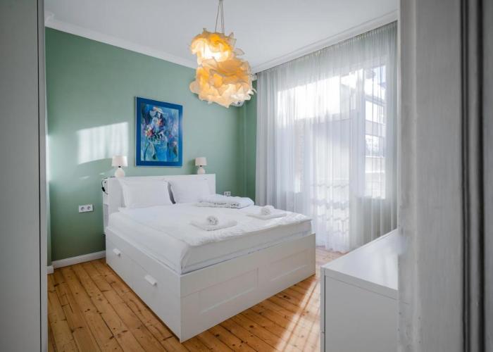 Charming 1BD Apartment Next to Women's Market by Flat Mаnager