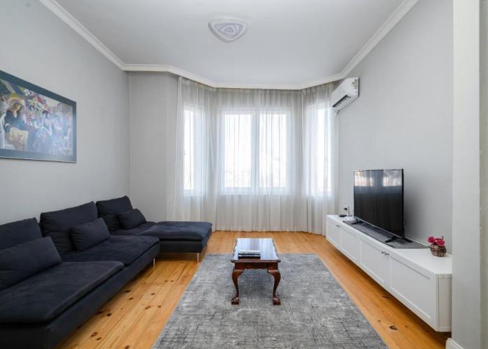 Charming 1BD Apartment Next to Women's Market by Flat Mаnager