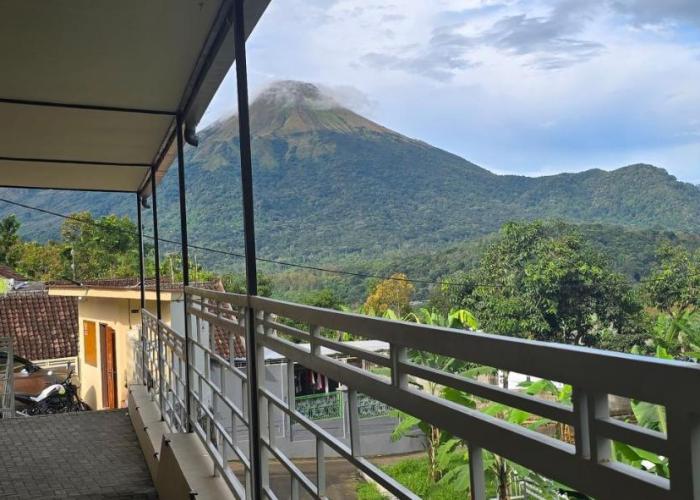 Holi Homestay Trawas