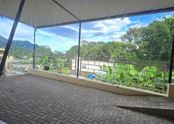 Holi Homestay Trawas