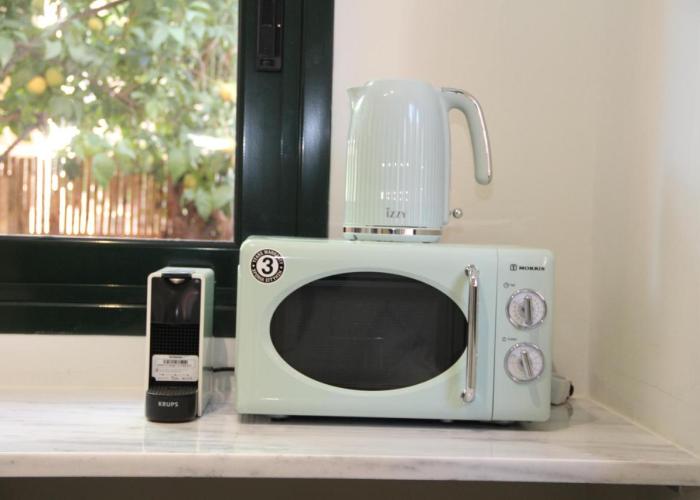 Pirgos Warm Studio for 3 by MPS