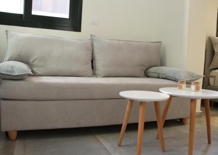 Pirgos Warm Studio for 3 by MPS