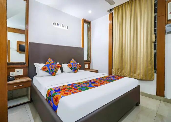 FabHotel Nand
