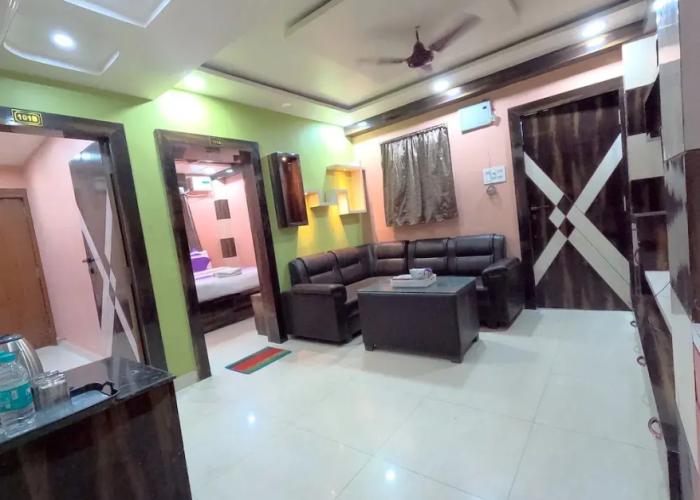 Hotel Sweta Villa & Banquet Hall