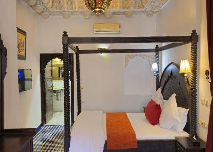 Riad bab fes suite &spa