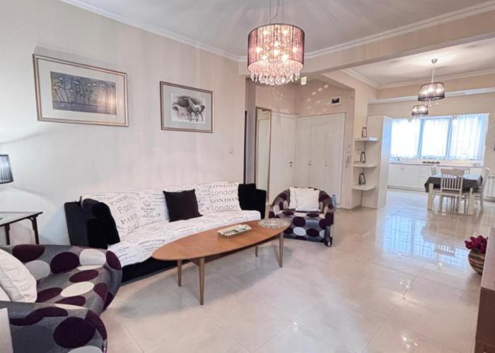 Stylish 2 BR apart in top center