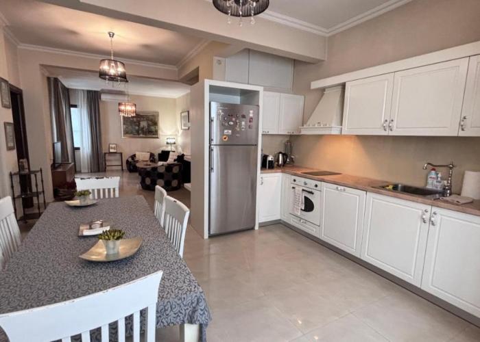 Stylish 2 BR apart in top center