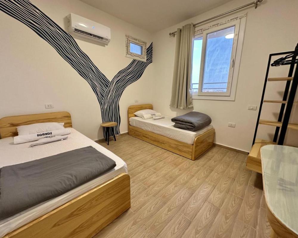 фото Nomads Hostel
