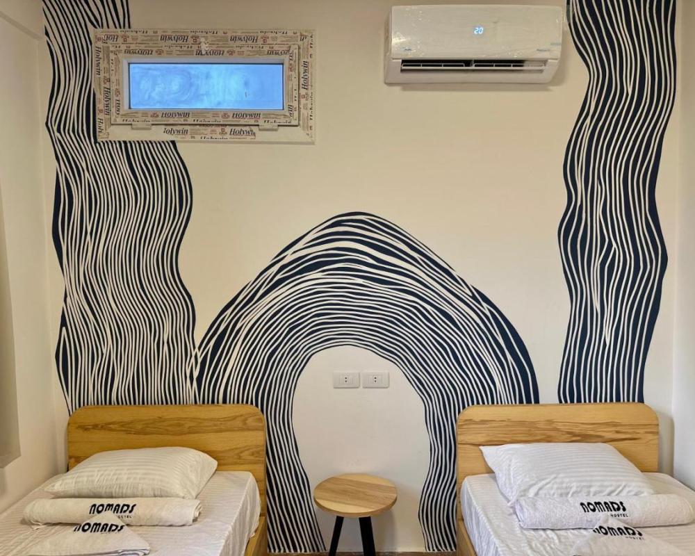 фото Nomads Hostel